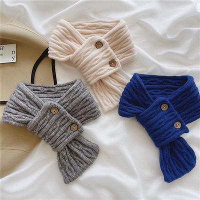 Accessoarer – Halsdukar & Sjalar