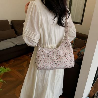 Large Capacity Underarm Bag Women's 2025 Summer New Small Floral Cloth Bag Fresh Drawstring Pleated Shoulder Messenger Bag