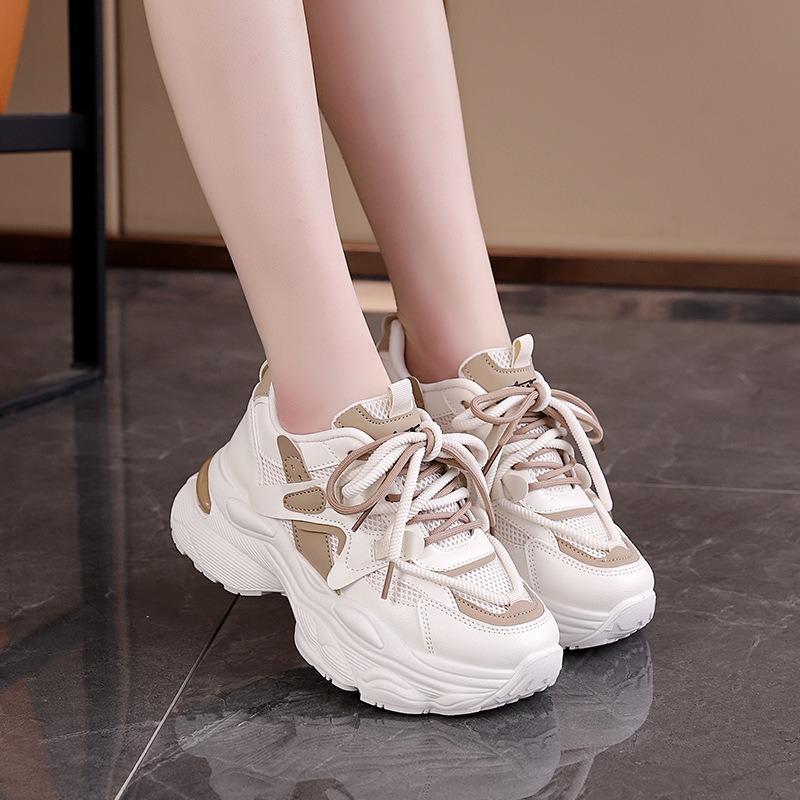 Lace-up Women Thick Bottom Sneakers 2026 Spring Autumn Breathable Soft Soled Sport Shoes Outdoor Non Slip Woman's Training Shoes