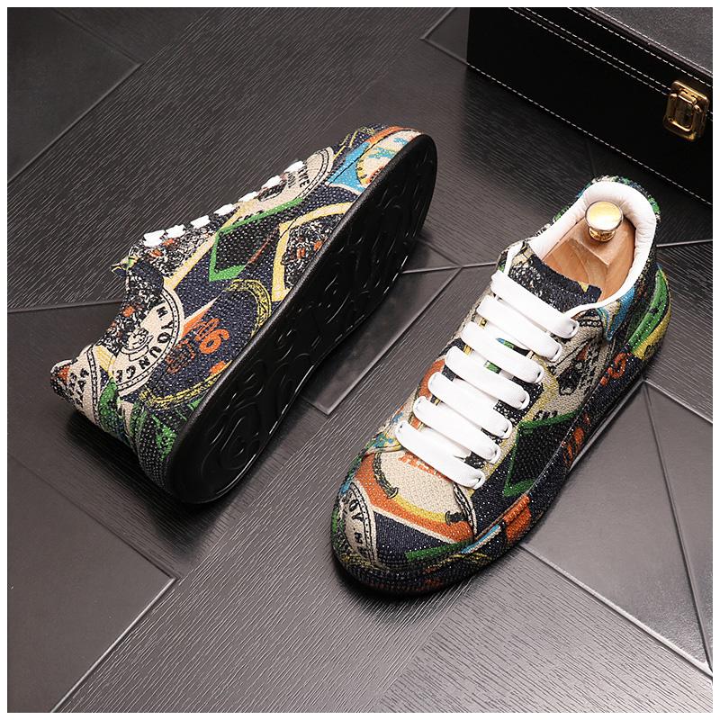 Luxus Strass Sneakers Herren Plateau Freizeitschuhe Runde Zehen Schnürschuhe Wanderschuhe Herren Einfarbig Kristall Designer Sneakers