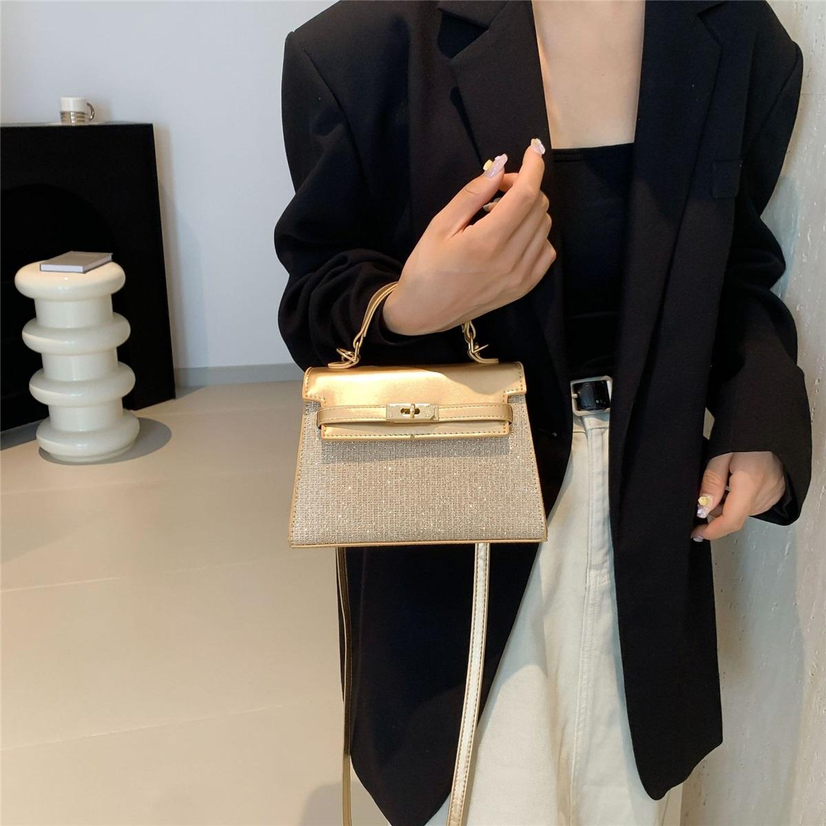 

Нишевый дизайн маленькая сумка женская тренд сетевая красная мода сумка на плечо кроссбоди женская сумка золотой