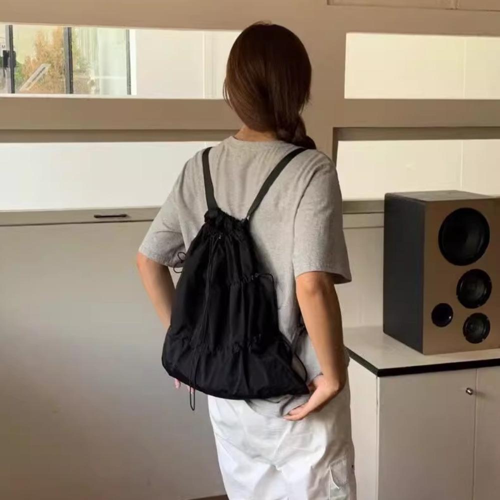 New Versatile Shoulder Waterproof Large Capacity Drawstring Backpack Lightweight Simple Pleated Casual Commuter Backpack