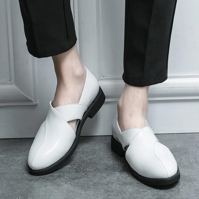 2026New Roman Sandals Summer Men Casual Leather Anti-skid Driving Flats Breathable Trendy Soft Soled Homme Designer Outdoor Shoe
