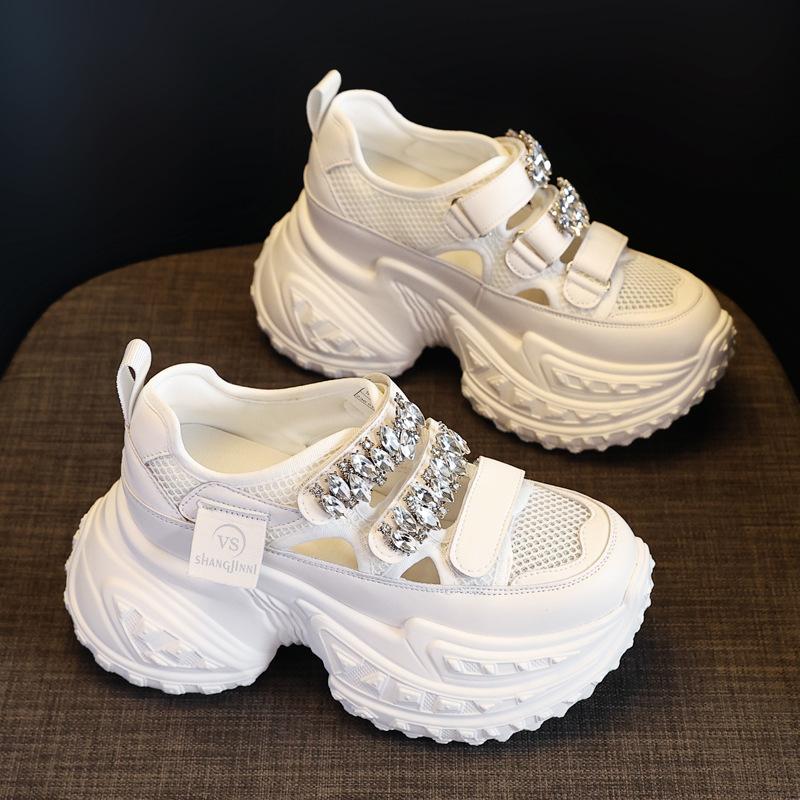 

Модные 8 см Воздушная сетка Синтетическая платформа Клиновидная Повседневные Блестящие Кожаные Удобные Высокий Бренд Летние На шнуровке Плоские Массивные Кроссовки Обувь 39 белый