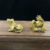 Brass Frog Statue Ornament Retro Animal Figurines Tea Pet Desktop Home Office Decor Mini Micro Garden Landscaping Decoration