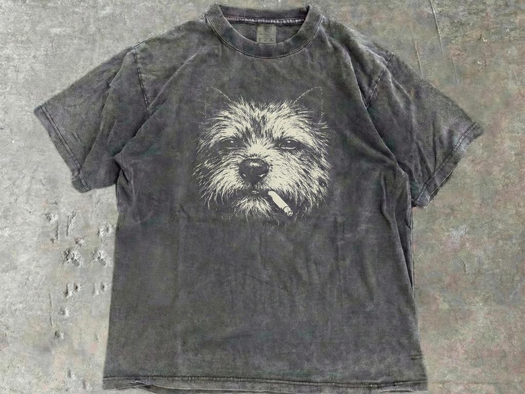 Cairn Terrier T-Shirt - Perfektes Geschenk für Cairn Terrier Mamas oder Papas - Vintage/Y2K/Rauchender Hund/Zigarette/Edgy Meme Schottischer Terrier Hund
