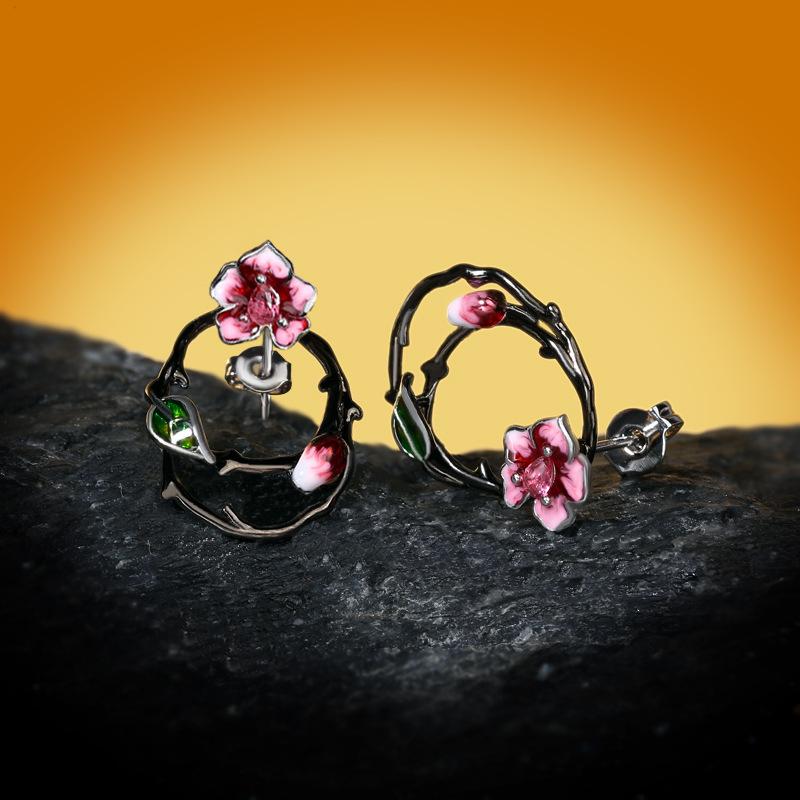 Vysoce kvalitní náušnice s květinovým motivem, ručně vyráběné, s jemným smaltem, duté, dámské, stříbrné, romantické květinové šperky