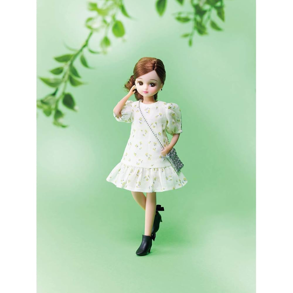 Licca-chan Doll LD-16 Very Collaboration Outfit Set Fashion Doll