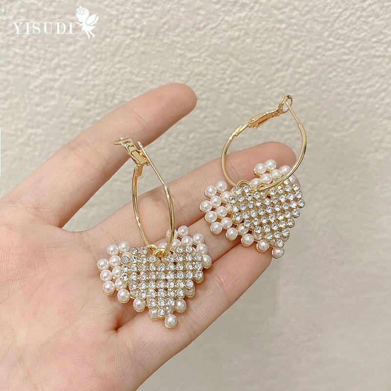 2025 Korean High-End Pearl Flower Earrings: Luxurious Niche Design for Women