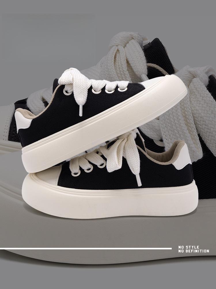 Men's 2025 Thick-Soled Canvas Shoes: Trendy, Height-Increasing Casual Shoes for Spring and Autumn.