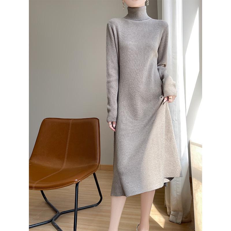 

Wool A-Line High Neck Dress with Matching Over-the-Knee Coat Large