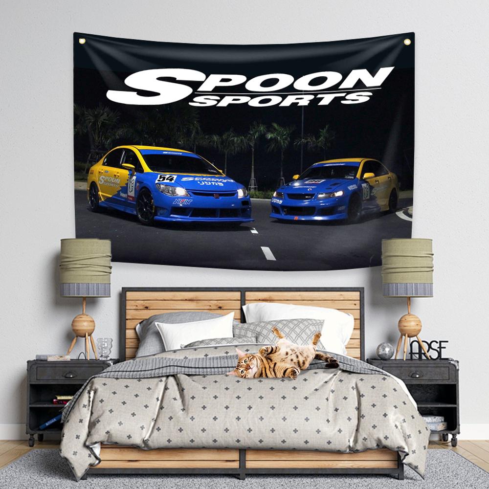 

Spoons Sports Флаг гоночного автомобиля JDM Четыре отверстия Полиэстер Цифровая печать Гобелен Наружное Внутреннее украшение Комната Гараж Сад 29x37in