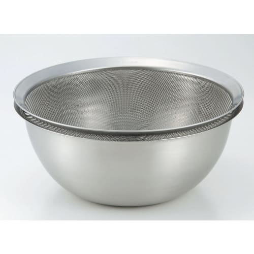 La base Tsubame-Sanjo Round Strainer (Small & Medium), Set of 2, Made in Japan, by Yoko Arimoto