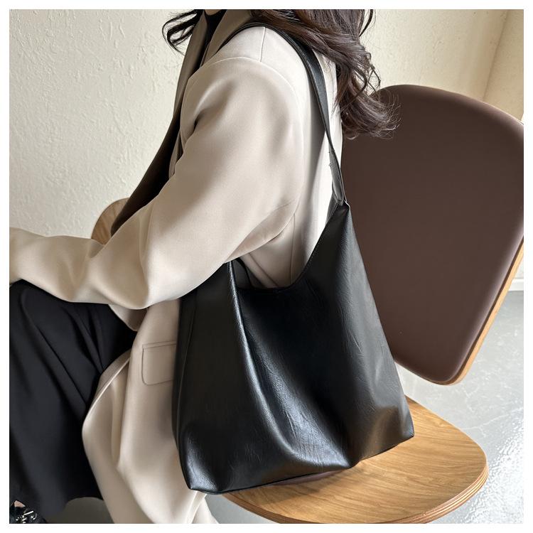 Große Kapazität Faux-Leder-Tragetasche für Damen Stilvolle Eimer-Schulter-Handtasche