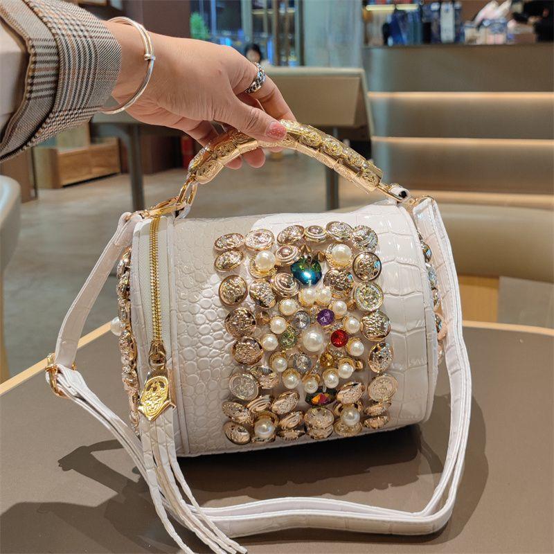 

2025 Новая модная сумка для банкета и отдыха для женщин