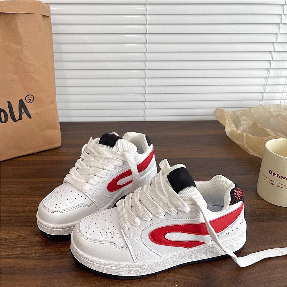 White and red color matching letter bread shoes women's spring new versatile sports and leisure board shoes
