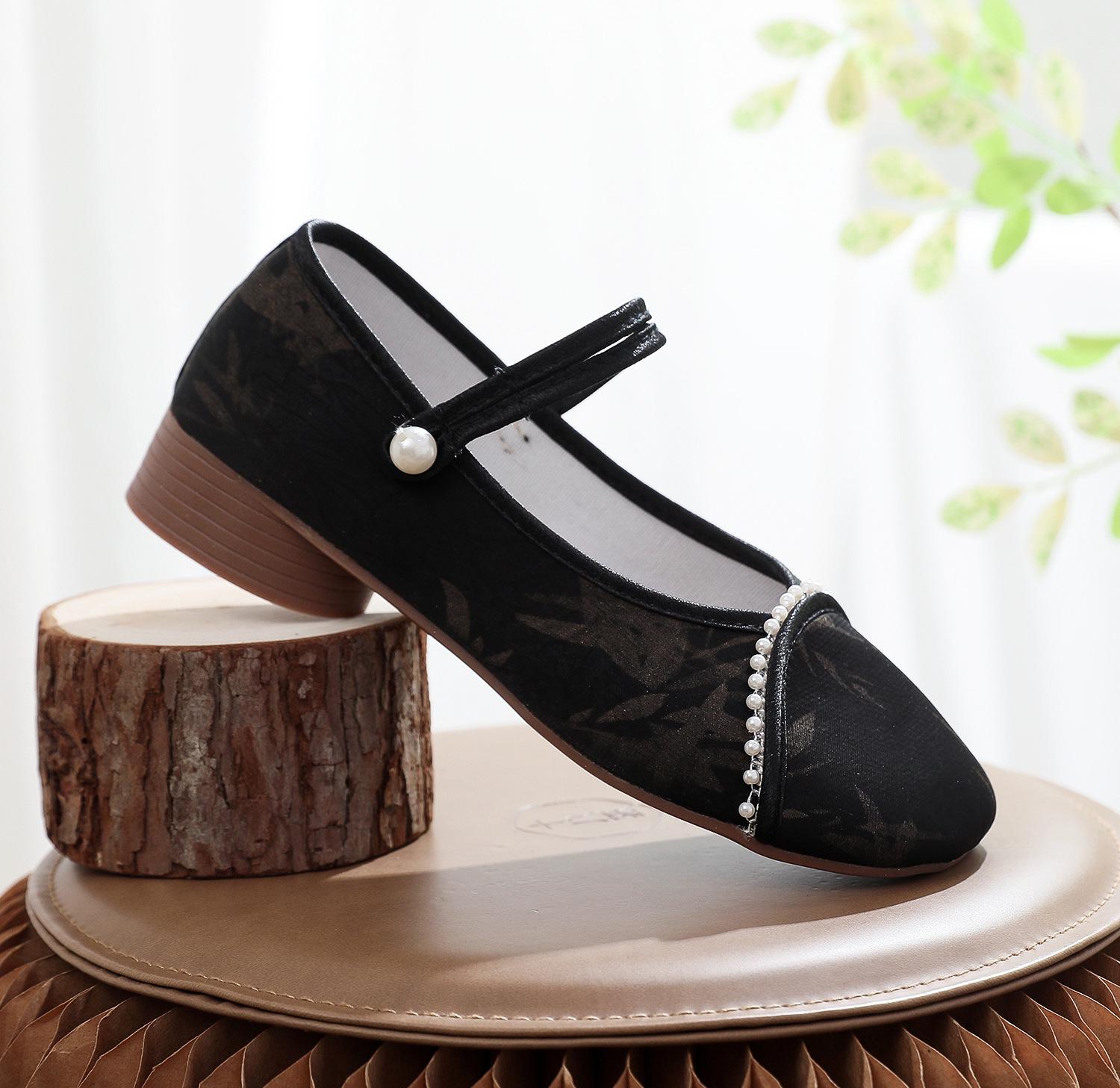 

Туфли-чеонгсамы на среднем каблуке с вышивкой жемчугом - Каблуки в этническом стиле Old Beijing 39 чёрный