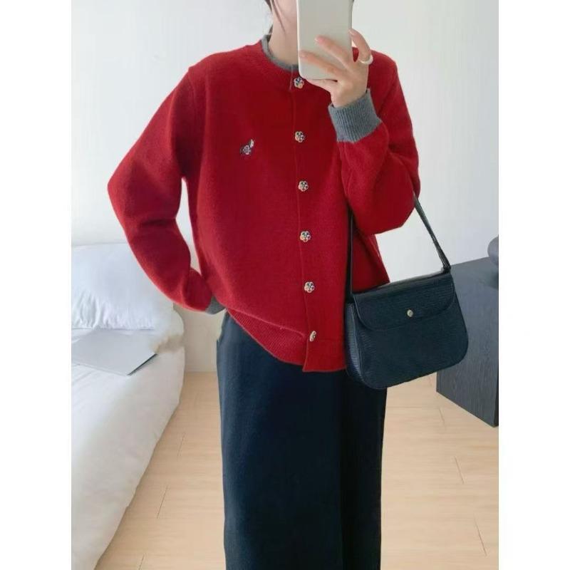 

Women s autumn and winter knitted sweater cardigan versatile fake two pieces high-end contrasting color knitted soft waxy crew neck sweater women красный