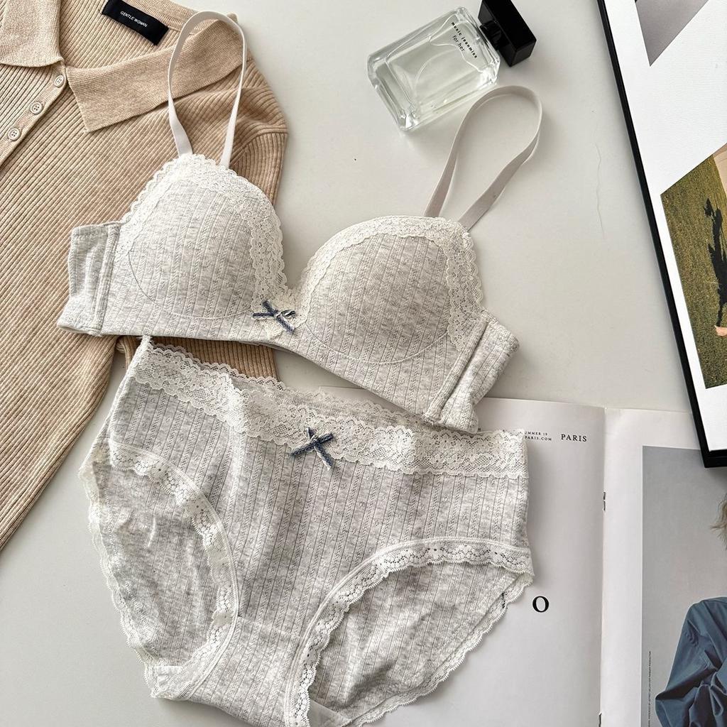 Sweet Girl Lace Edge Sexy Underwear Women's Small Breasts Gather and Show Big Anti-sagging Bra Women's Cotton Chest Without Steel Ring