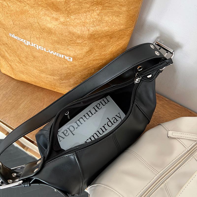 Y2K Style Shoulder Bag Women Underarm Tote Bag Fashion Trendy Motorcycle Handbag Multi-pocket Shoulder for Girls Street Wear