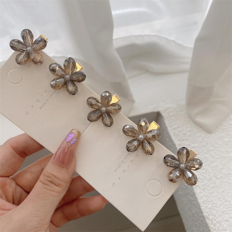 

5pcs/Set Girl s Flower Hair Crab Mini Pearl Hairpins Women Fashion Metal Clip Barrettes Sweet Children Hair Accessories Size fits all