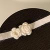 Elegant Minimalist Knitted Flower Choker Necklace - Versatile High-End Women's Jewelry