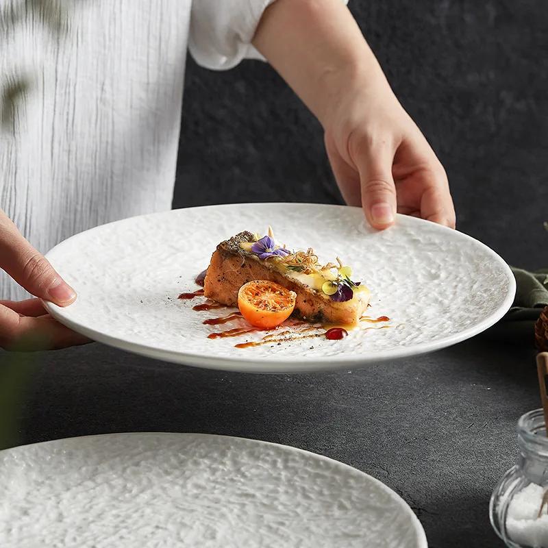 Francouzská bílá keramická mísa na steaky, domácí high-end jídelní mísa v japonském stylu
