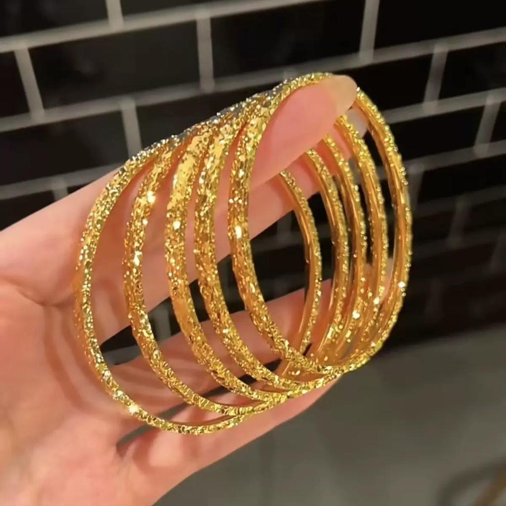 Triangular Crushed Ice Women's Gold Bangle - Luxury Niche High-End Sand Gold Jewelry