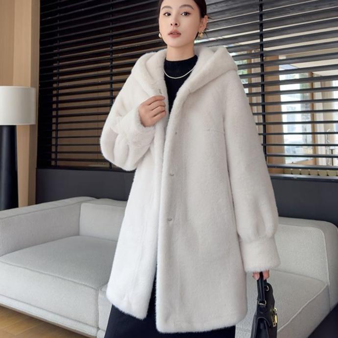 Women's Winter Fur Coat Mid-Length Thickened Eco-Friendly Hooded Fur Coat Faux Mink Fur Coat