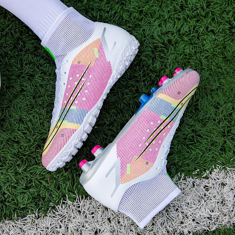 New summer and autumn men's and women's sports shoes football shoes long nails broken nails lightweight outdoor sports shoes grass sneakers