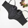 Corsés, ropa de mujer moderna y elegante