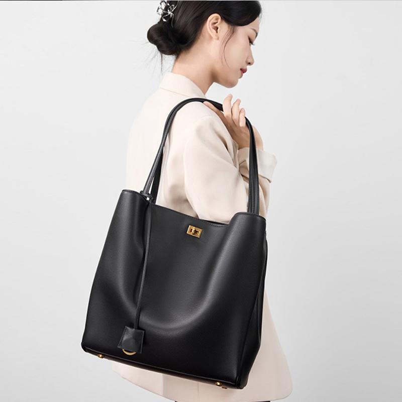 Luxury Brand Tote Bag Premium Textured Shoulder Bag New Fashiable Women's Bag Large Capacity High-quality Leather Underarm Bag