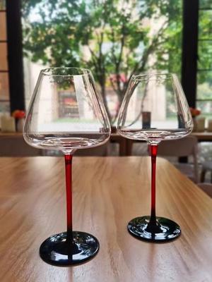 700ml Large European Wine Glass Burgundy Black Bow Tie High Value Crystal Glass Grape Champagne Glass, High Capacity
