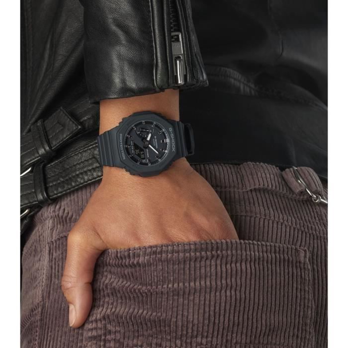 CASIO - G-SHOCK Watch - Shock Resistant - Multifunction - Black