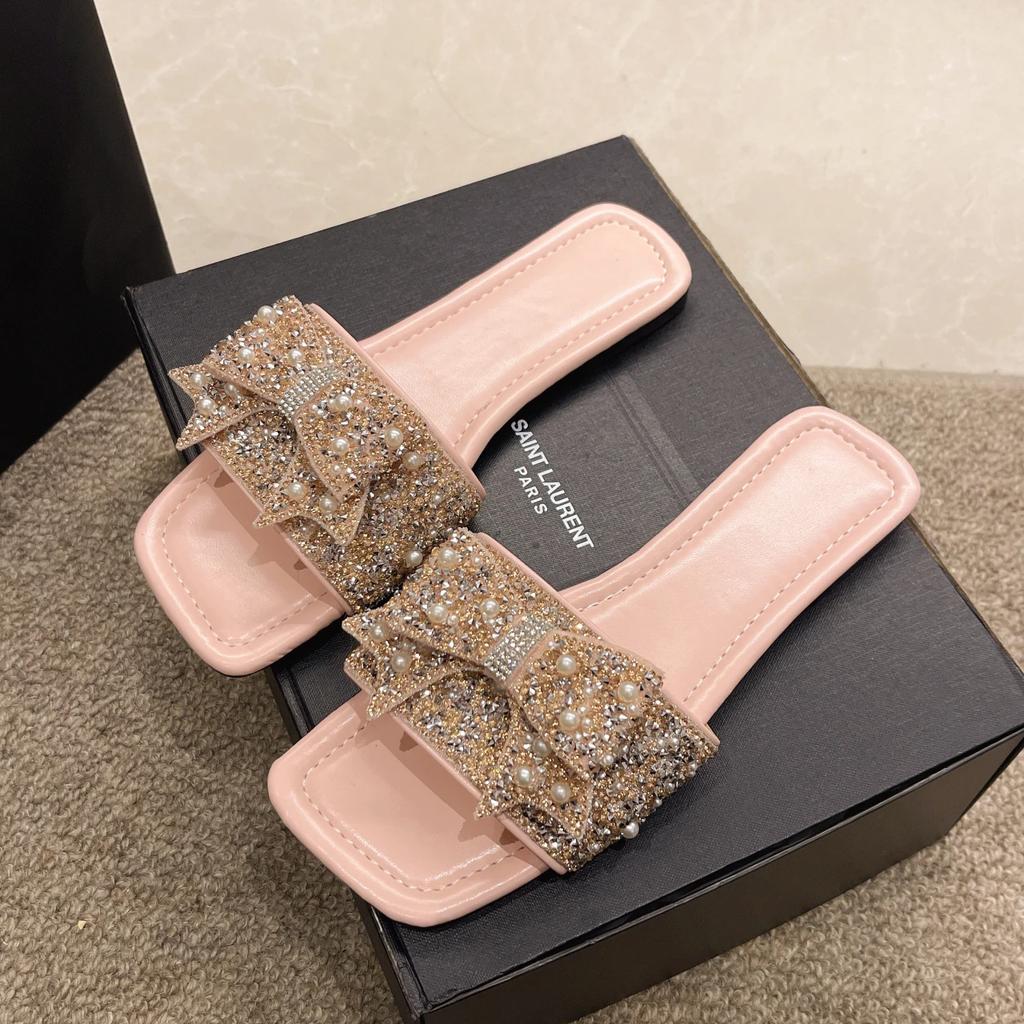 Fashion Women Summer Slippers 2025 New Luxury Design Crystal Pearl Bowknot Ladies Fashion Sandals Plus Size Women Flip Flops Flat Shoes