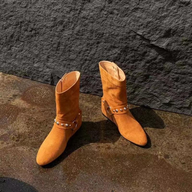 Autumn and winter large size rivet pointed middle boots women's suede sleeve pointed thick heel Martin boots western boots