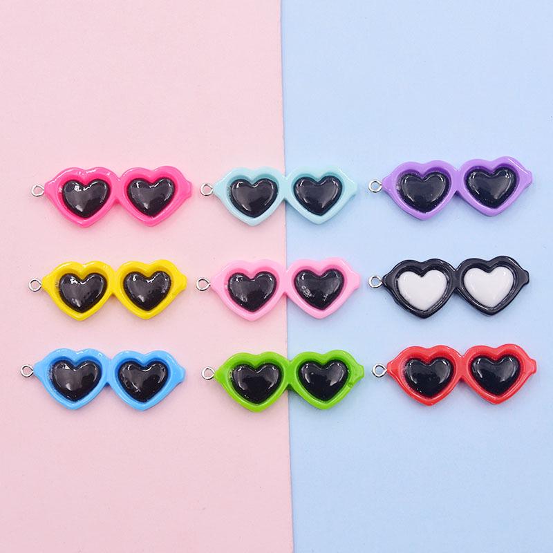 Colorful Resin Heart Sunglasses Pendant Keychain