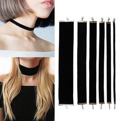 Damen-Halskette aus schwarzem Samt, Gothic-Halskette, schlichter Retro-Schmuck, Weihnachtsgeschenk