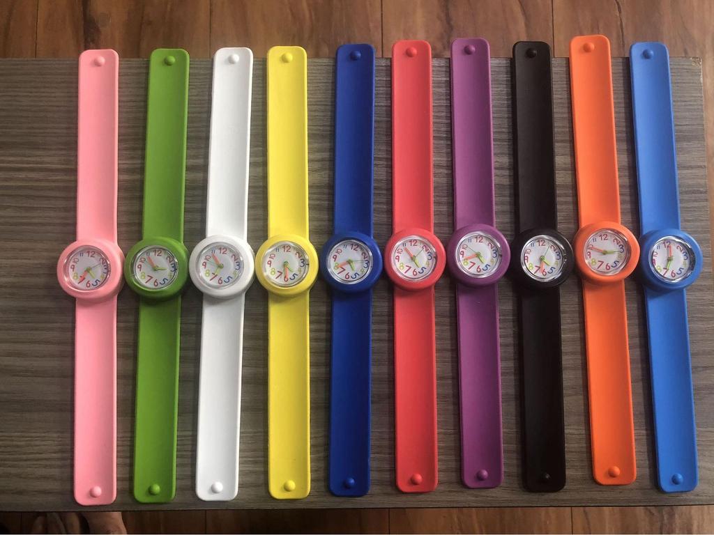 Orologio a Schiaffo Cartoon per Bambini - Eleganti Accessori per Braccialetti Elettronici