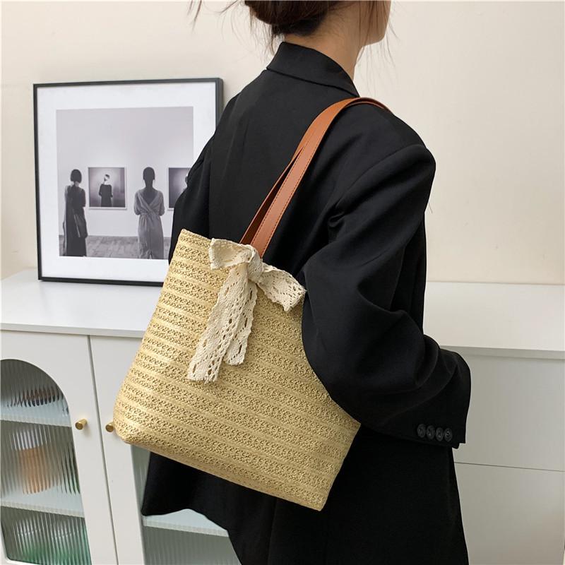 Large Capacity Shoulder Big Bag Women's 2025 New Woven Beach Bag Foreign Style Underarm Commuter Tote Straw Bag