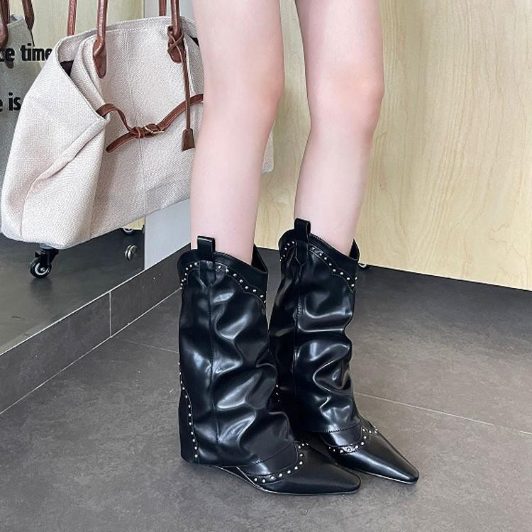 Pointed Rivet Niche Wedge Heel Pants Boots Women's 2025 Pointed Temperament French V-mouth Spice Girl Skinny Knight Boots.