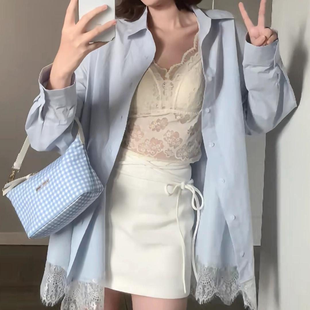 

Женская рубашка в корейском стиле, синяя, с кружевной вставкой, воротником поло, свободного кроя, приталенная, нишевый дизайн начала весны 2025 года. XL