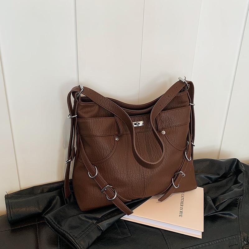 

Outer single casual large-capacity bag women s 2024 new autumn and winter retro messenger bag single shoulder tote bucket bag коричневий