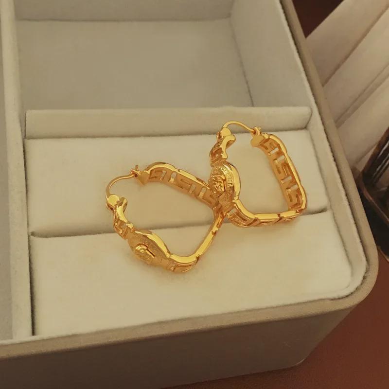 Copper-Plated Gold Hollow Design Medieval Style Earrings - High-End Temperament 