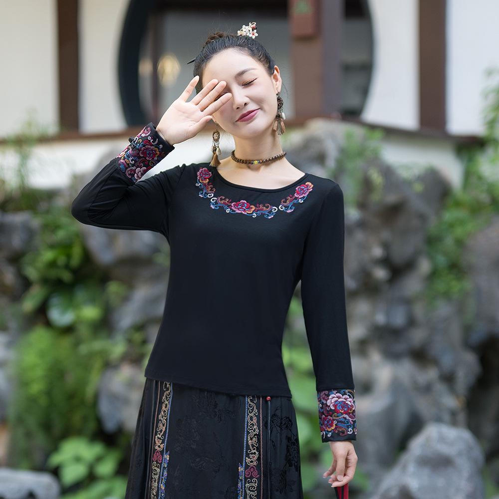 

Женская этническая футболка в стиле ретро с вышивкой, модальная, приталенная 3XL чёрный