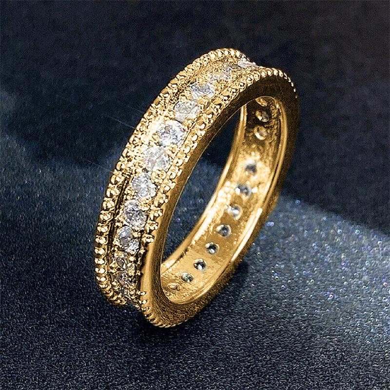 Cao Shi Elegant Zircon-Inlaid Platinum-Plated Ladies' Ring