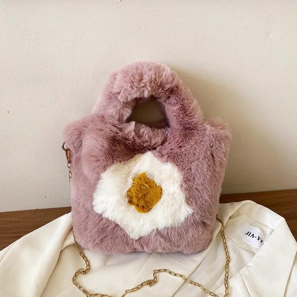 A Single-color, Simple, Thick, Fashionable and Large-capacity Women's Autumn and Winter Mirror-finished Plush Handbag