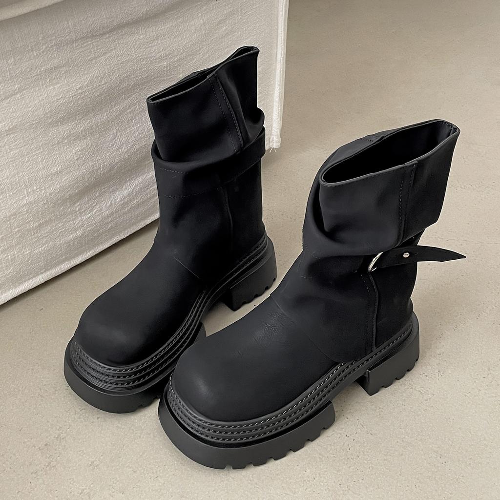 Vintage British style platform thick heel Martin boots women's 2025 new summer explosion Maillard trousers short boots