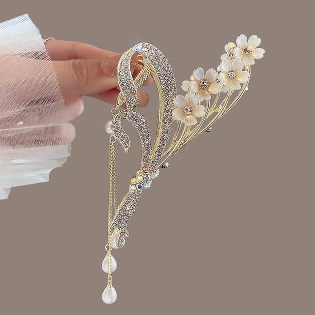 New Alloy Women Rhinestones Hair Claw Hair Clips Fashion Flower Butterfly Tassel Ponytail Clip Headdress Hair Accessories
