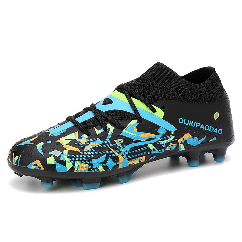 

Student Lightweight Football Shoes Spiked Shattered Adult Football Shoes Artificial Grass Professional Training Shoes 32